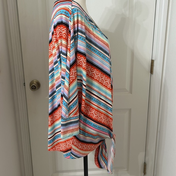 Studio Woman Multi color V Neck Tie Front Blouse Sz 2x - Picture 5 of 11